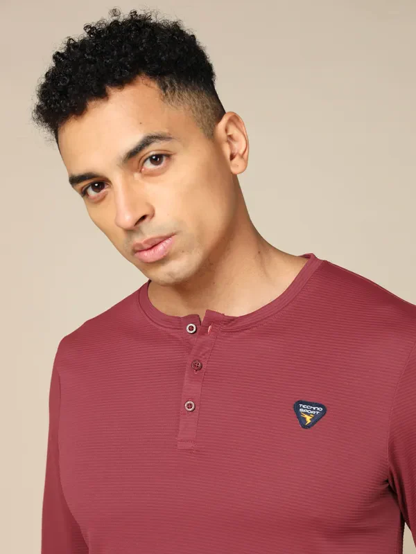 Men Self Design Slim Fit Henley Neck T-shirt with MATPIQ - Image 6