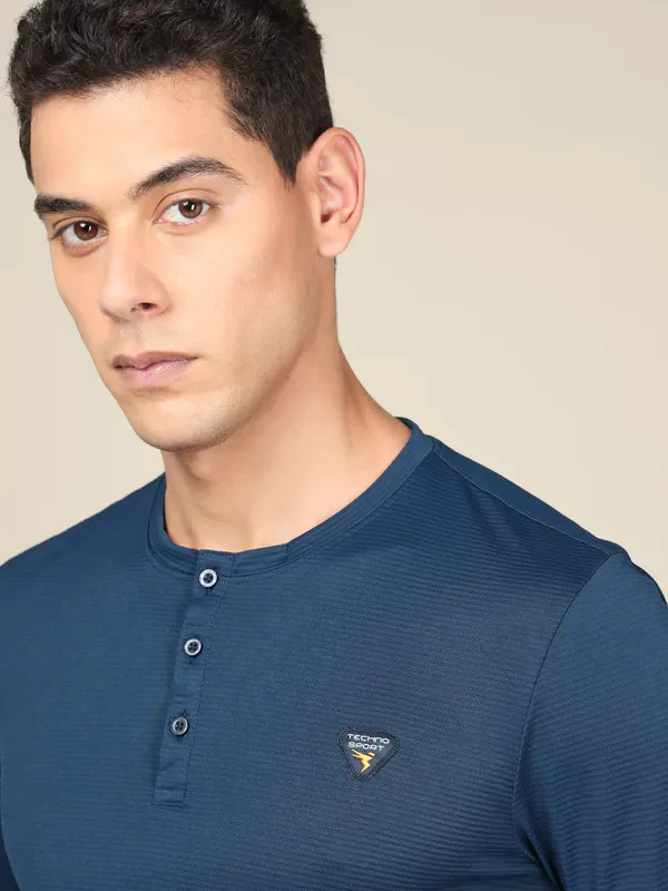 Men Self Design Slim Fit Henley Neck T-shirt with MATPIQ - Image 6