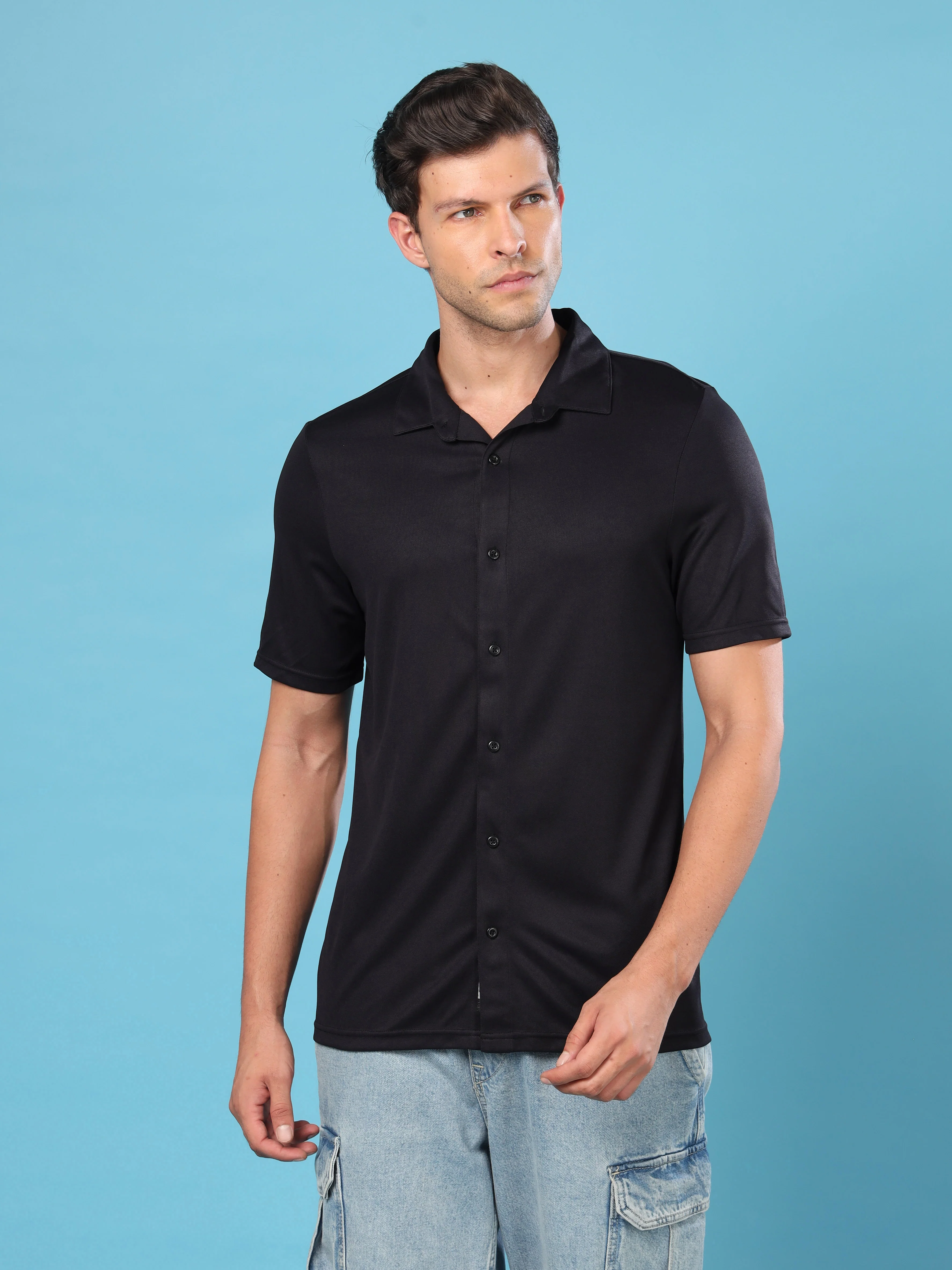 Men Solid Regular Fit Spread Collar Shirt with TECHNO COOL+