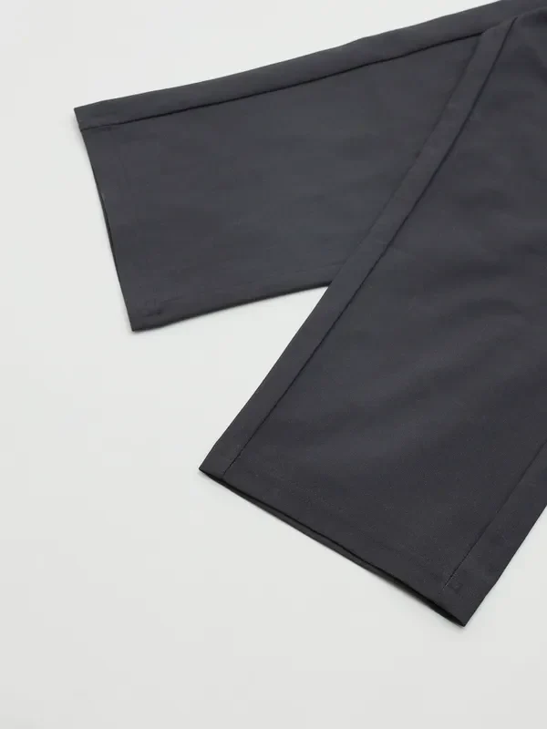 Men Solid Relax Fit Cargo Trackpants with DURACOOL+ - Image 9