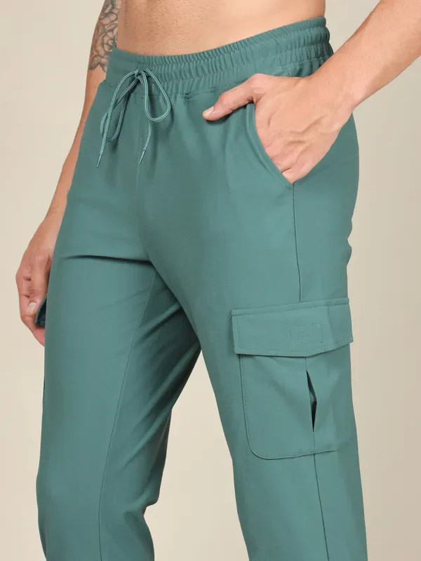 Men Solid Relax Fit Cargo Trackpants with DURACOOL+ - Image 6