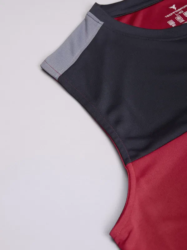 Men Colorblock Slim Fit Crew Neck Innerwear Vest with TECHNO COOL+ - Image 8