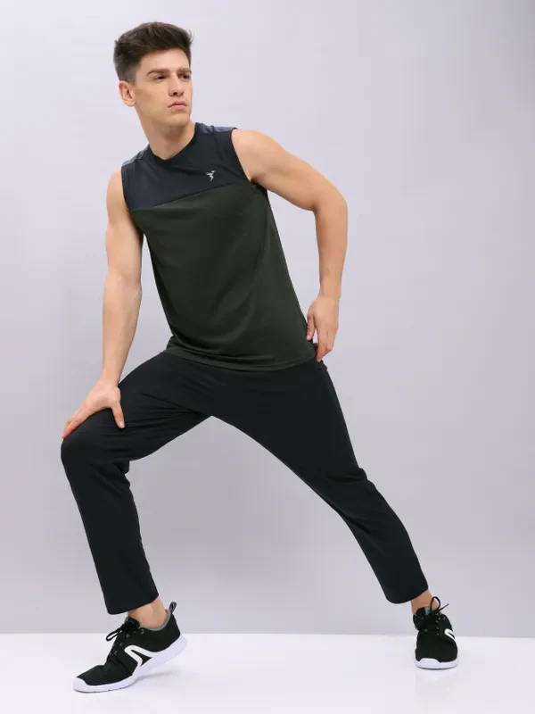 Men Solid Relax Fit Trackpants with ELASTO PLUS - Image 2
