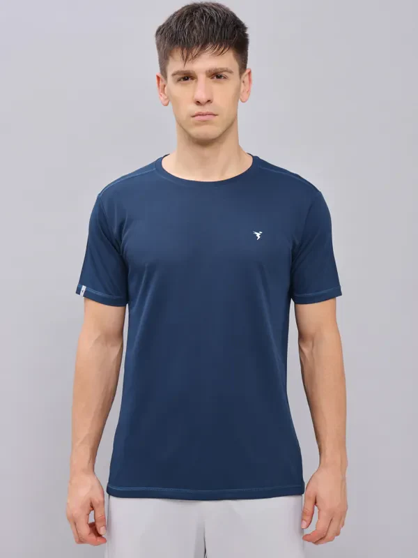 Men Solid Slim Fit Crew Neck T-shirt with TECHNO COOL+ - Image 2