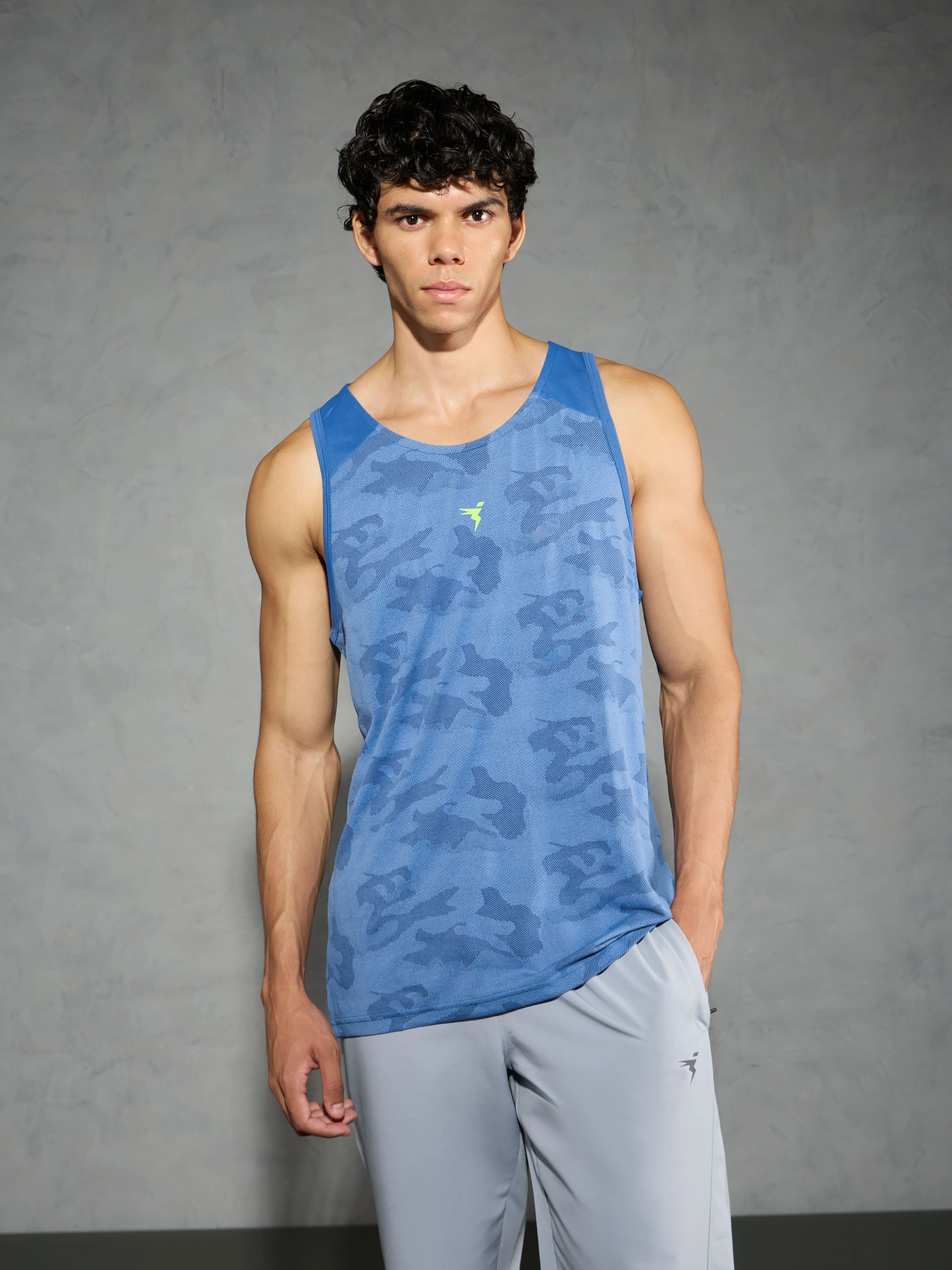 Men Colorblock Slim Fit Crew Neck Innerwear Vest with VENTMESH - Image 3