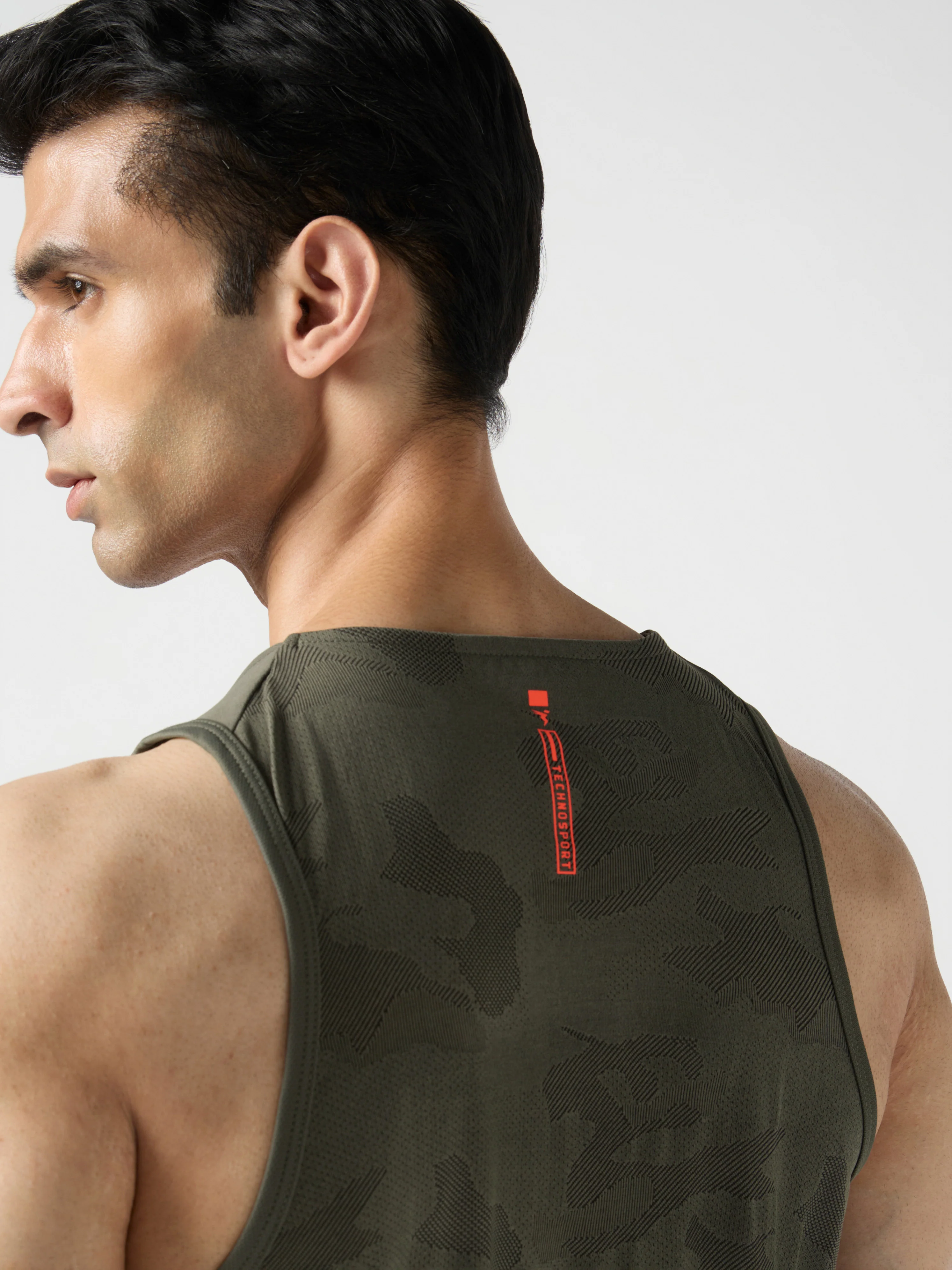 Men Colorblock Slim Fit Crew Neck Innerwear Vest with VENTMESH - Image 7