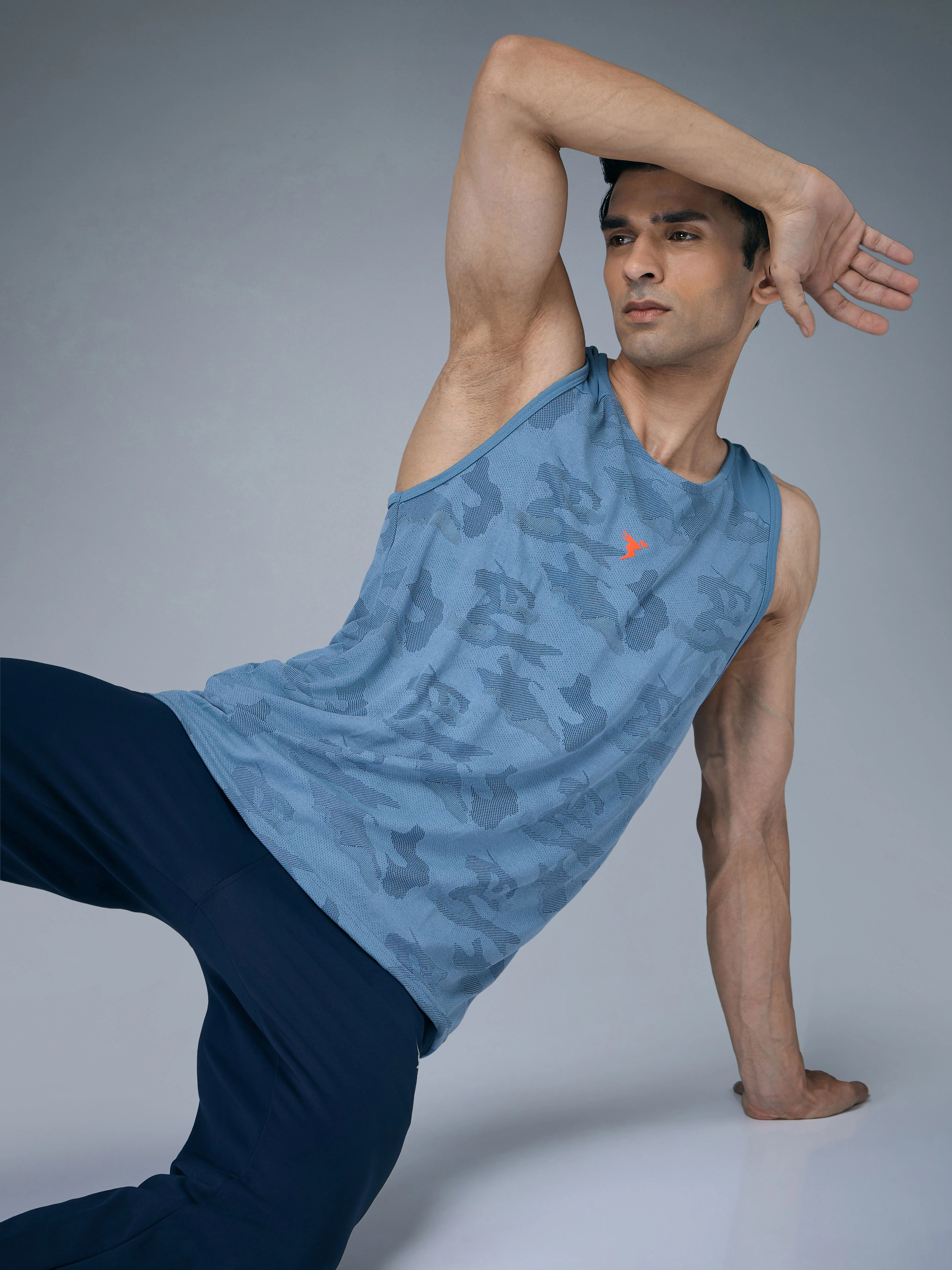 Men Colorblock Slim Fit Crew Neck Innerwear Vest with VENTMESH - Image 5
