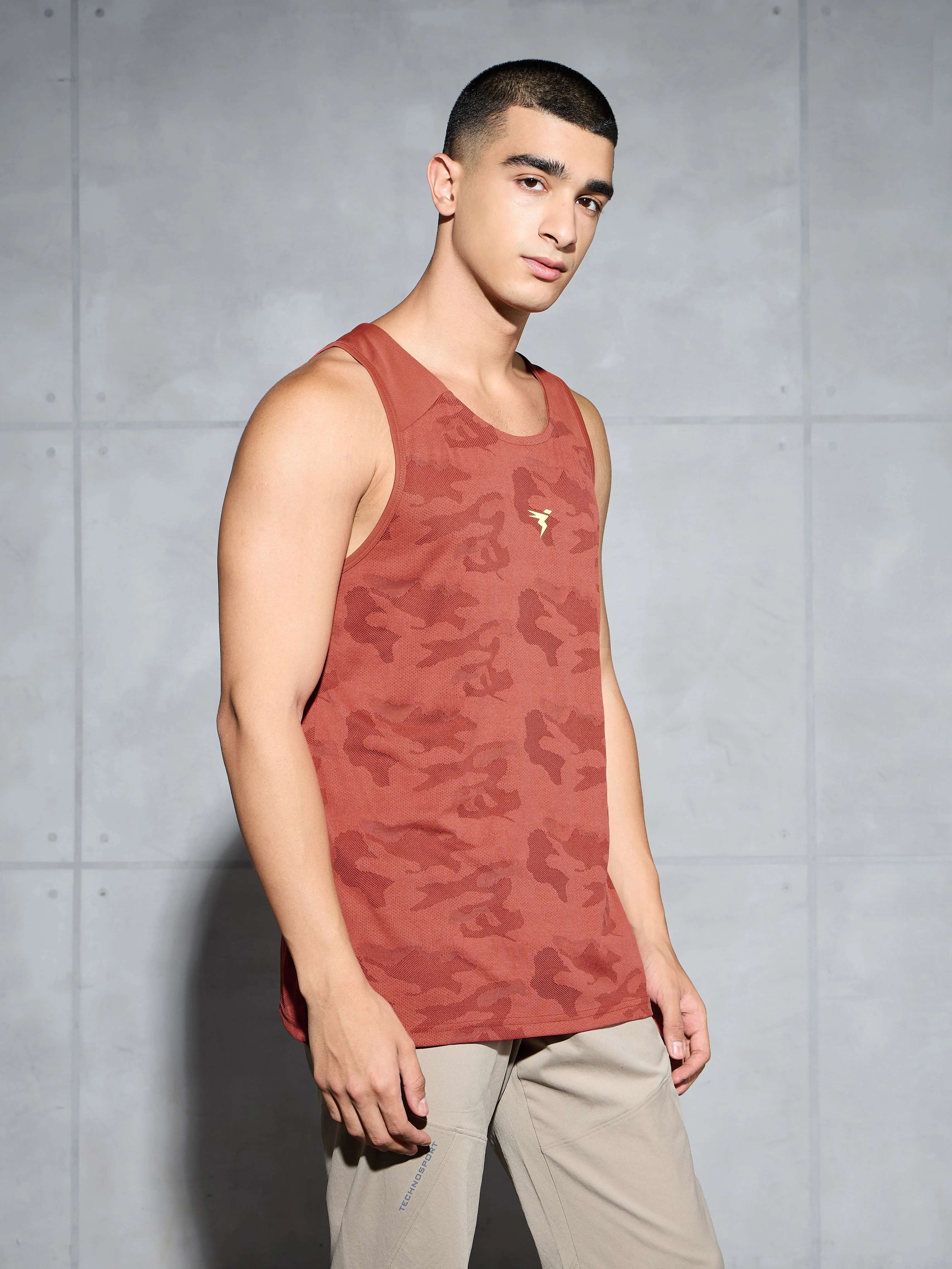 Men Colorblock Slim Fit Crew Neck Innerwear Vest with VENTMESH - Image 4