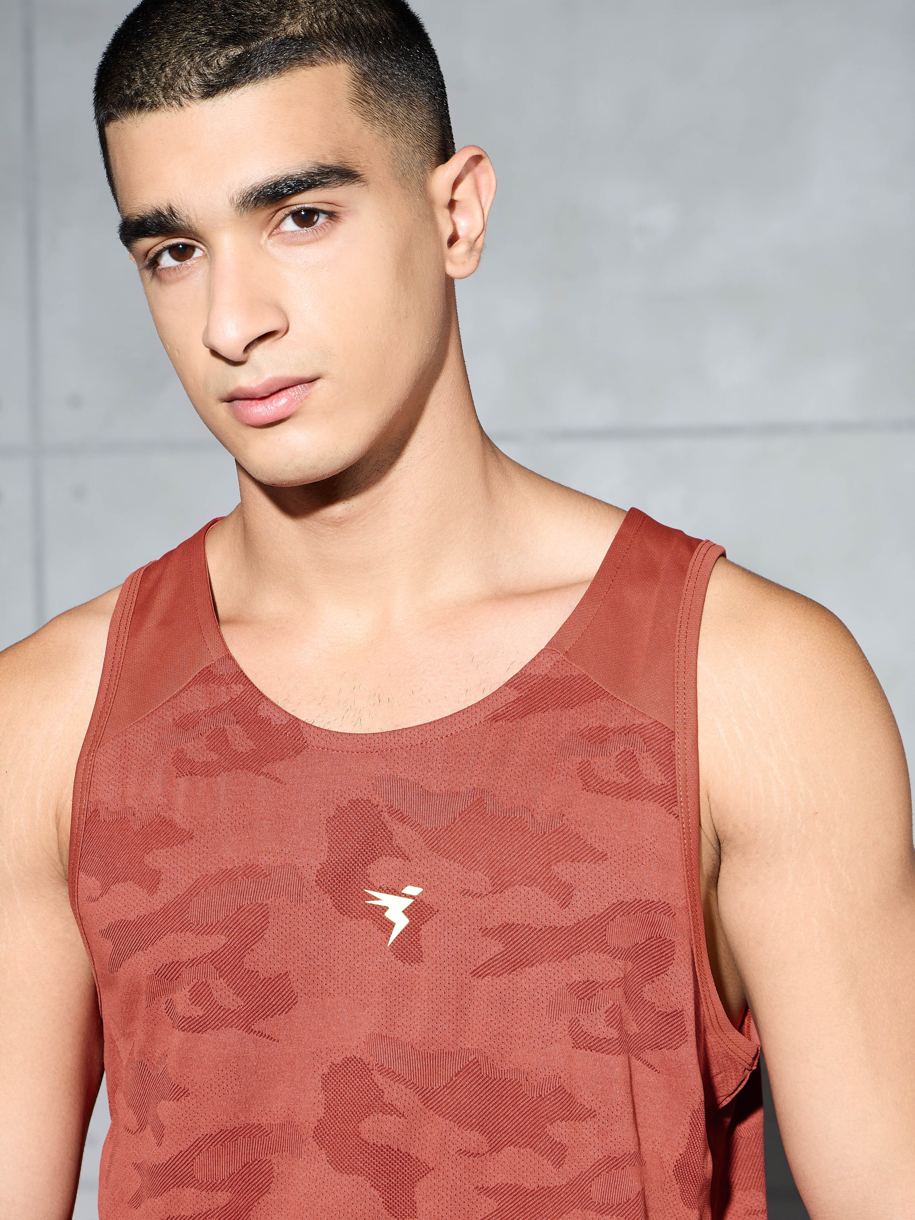 Men Colorblock Slim Fit Crew Neck Innerwear Vest with VENTMESH - Image 6