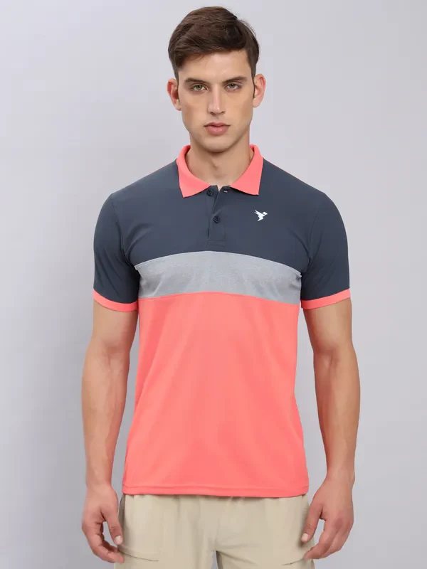 Men Colorblock Slim Fit Polo T-shirt with MATPIQ