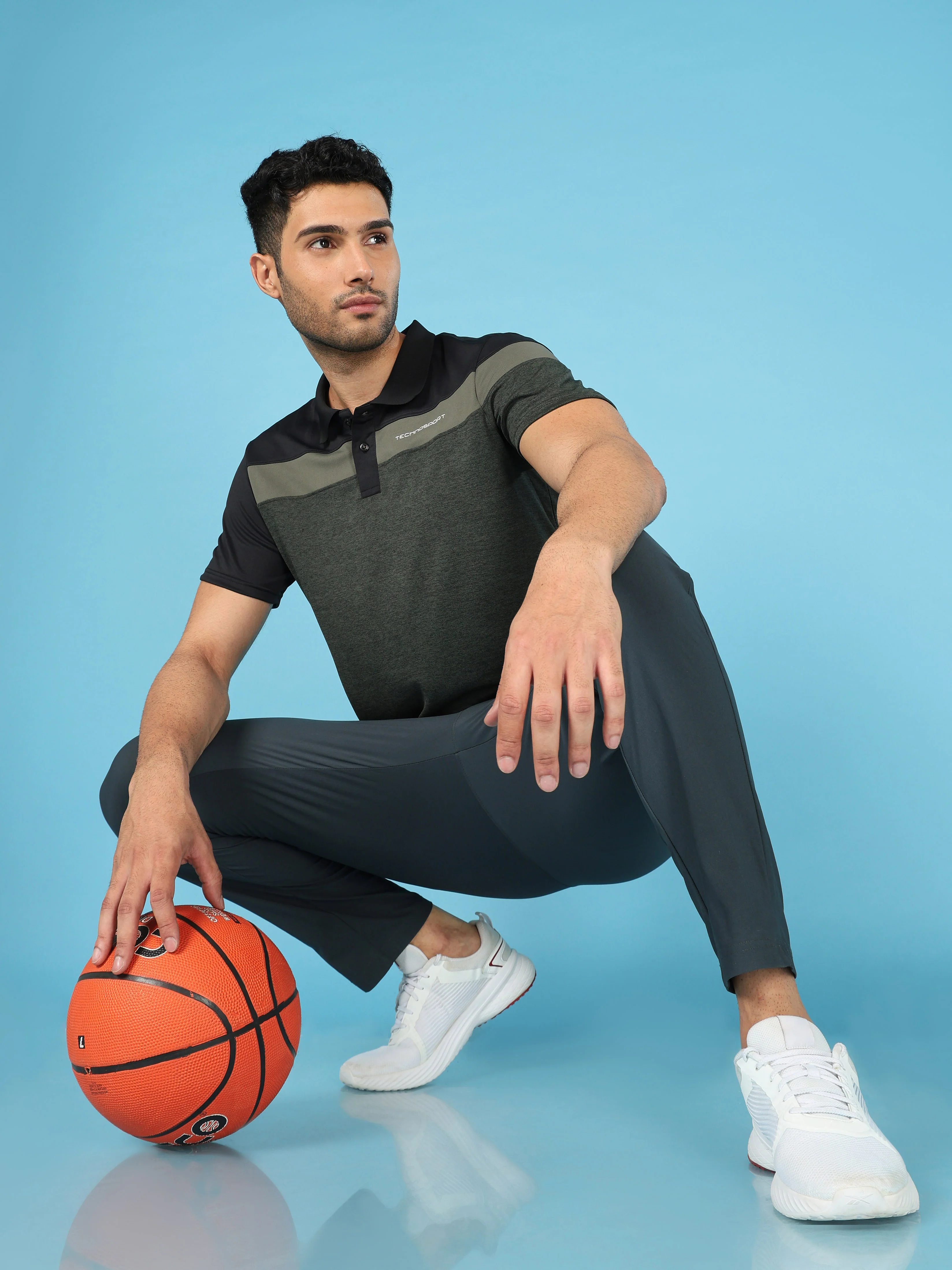 Men Colorblock Slim Fit Polo T-shirt with DOUBLE COOL - Image 5
