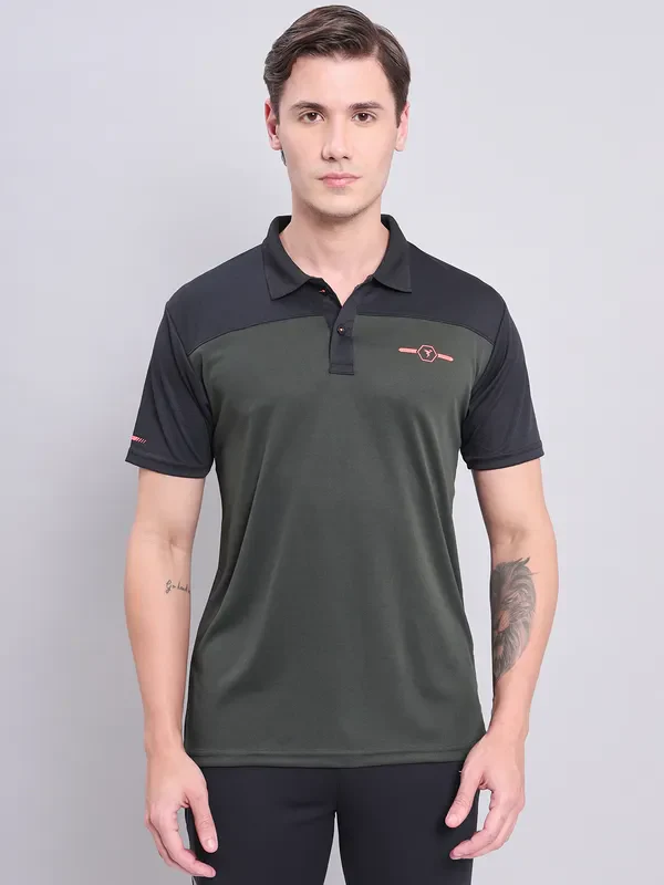 Men Colorblock Relax Fit Polo T-shirt with TECHNO COOL+ - Image 2