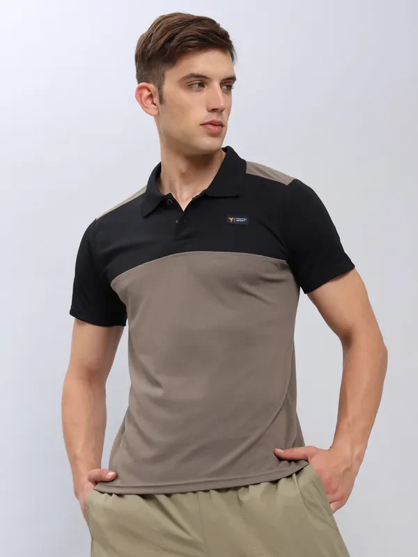 Men Colorblock Slim Fit Polo T-shirt with TECHNO COOL+ - Image 4