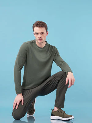 Men Solid Slim Fit Crew Neck T-shirt with TECHNO COOL+ - Image 5