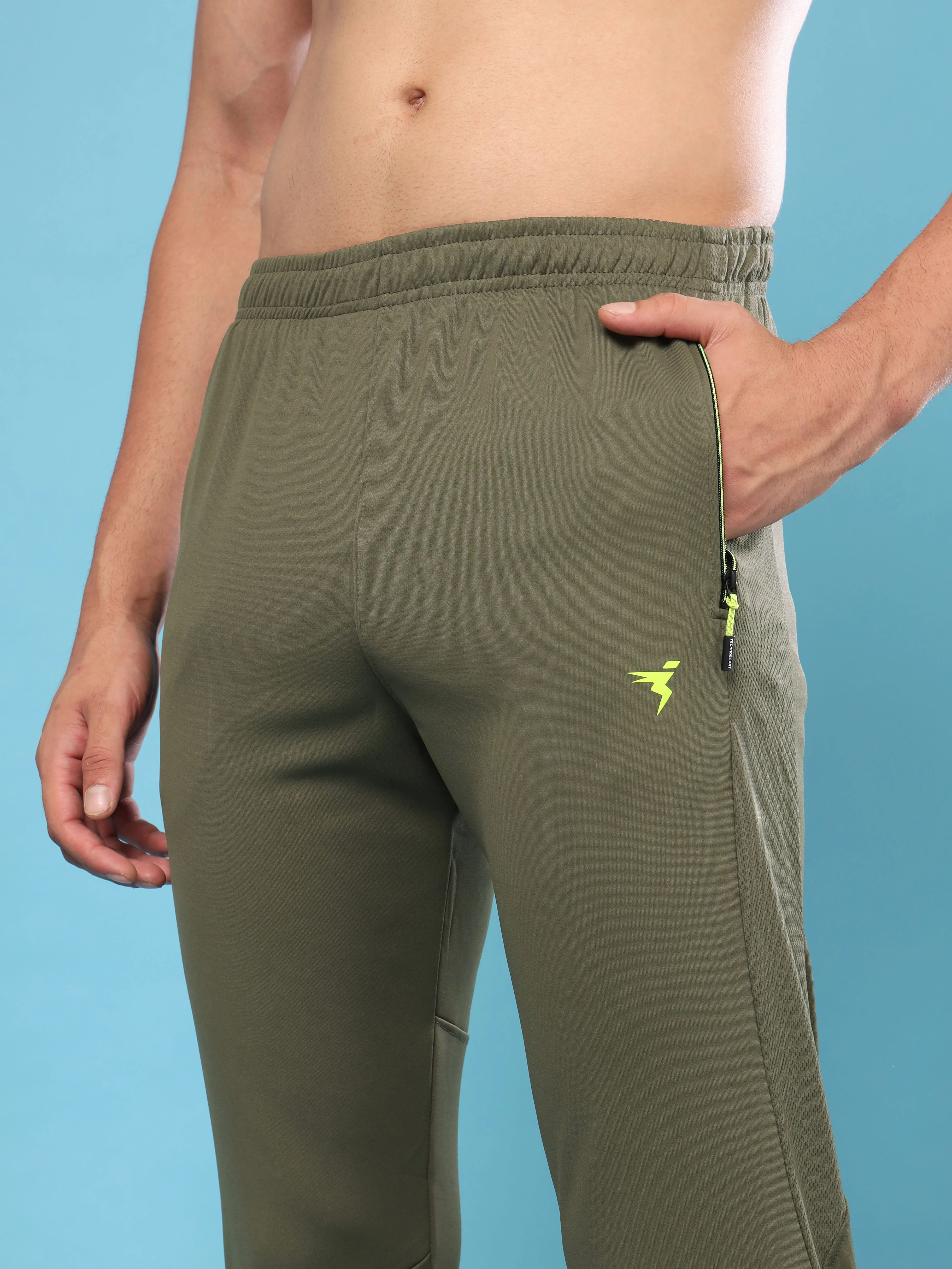 Men Solid Slim Fit Trackpants with TECHNO DRY - Image 4