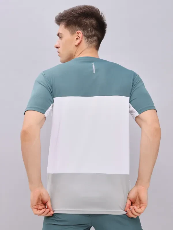 Men Colorblock Slim Fit Crew Neck T-shirt with TECHNO COOL+ - Image 4