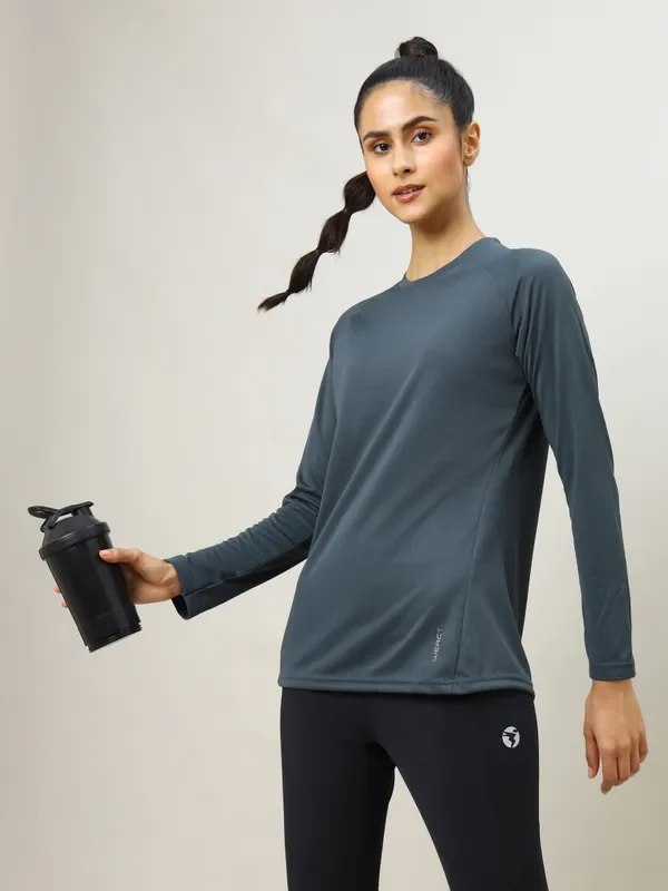 Women Solid Slim Fit Crew Neck T-shirt with TECHNO COOL+ - Image 2