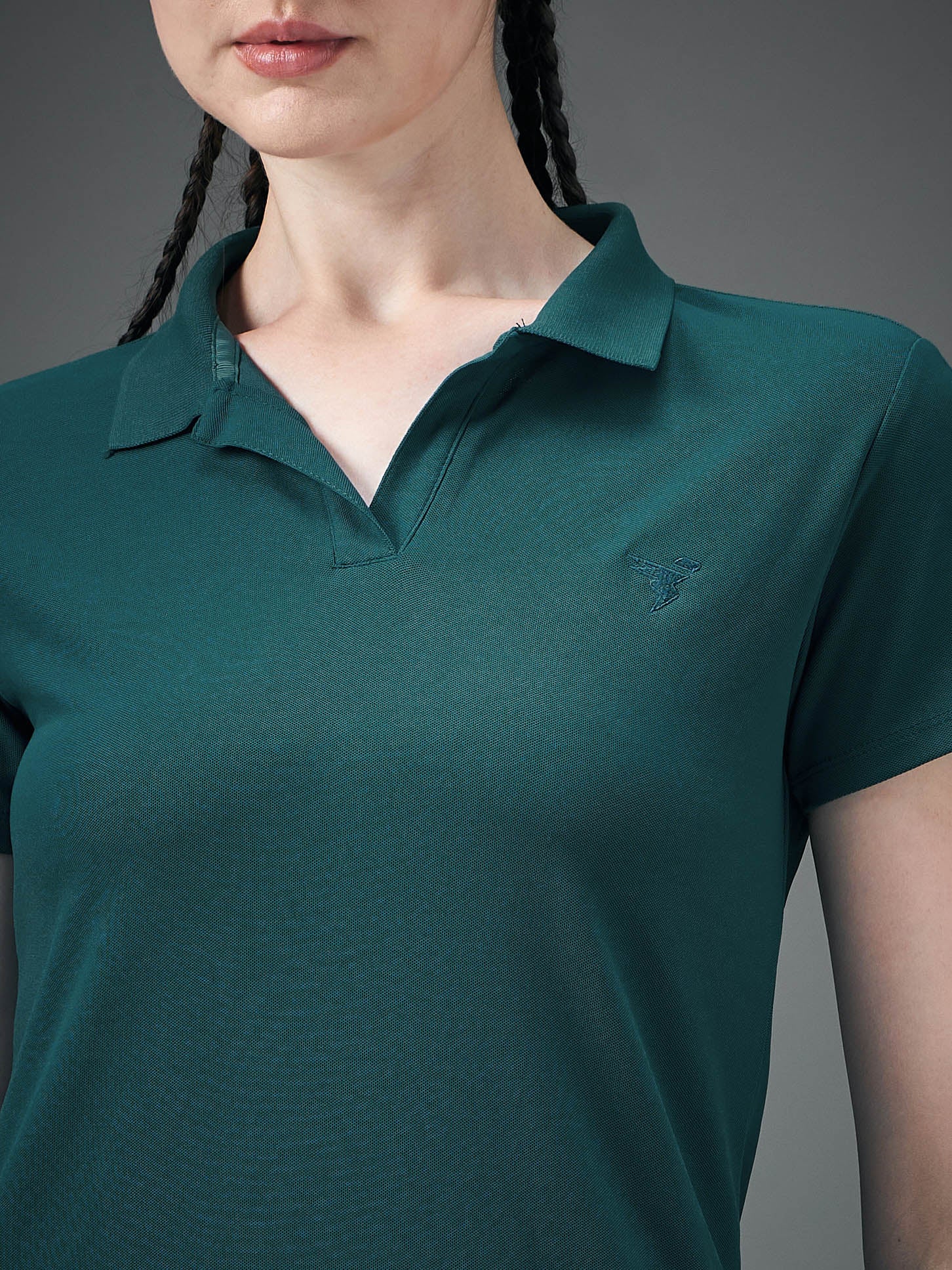 Women Solid Slim Fit Polo T-shirt with MATPIQ - Image 6