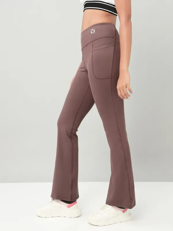 Women Solid Fit & Flare Pants with ELASTO PLUS