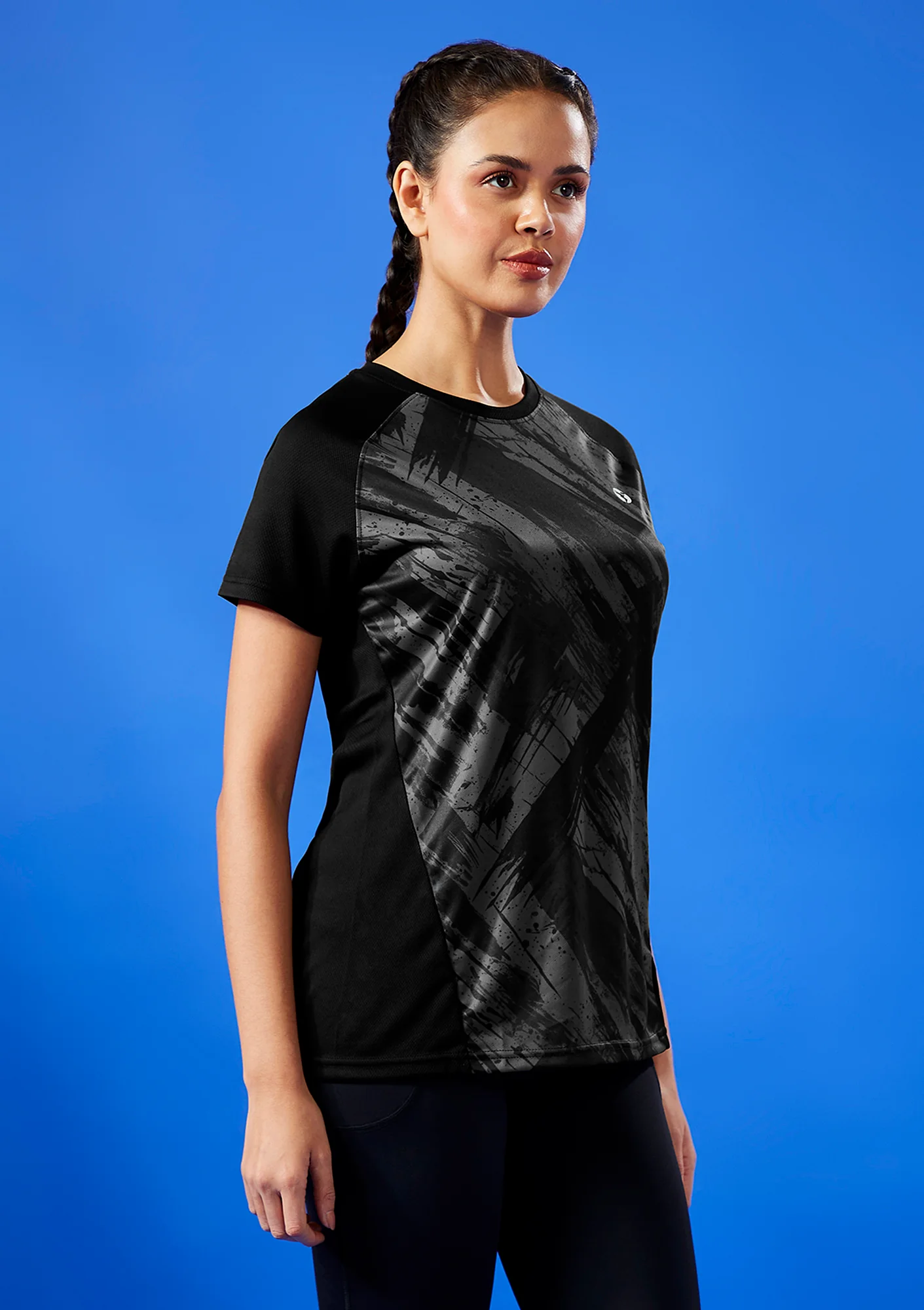 Women Abstract Print Slim Fit Crew Neck T-shirt with TECHNO COOL+ - Image 4