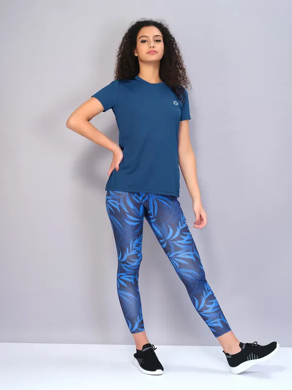 Women Solid Slim Fit Crew Neck T-shirt with TECHNO COOL - Image 4