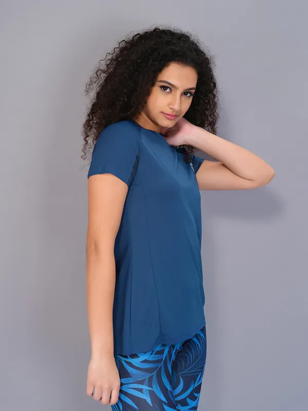 Women Solid Slim Fit Crew Neck T-shirt with TECHNO COOL - Image 4
