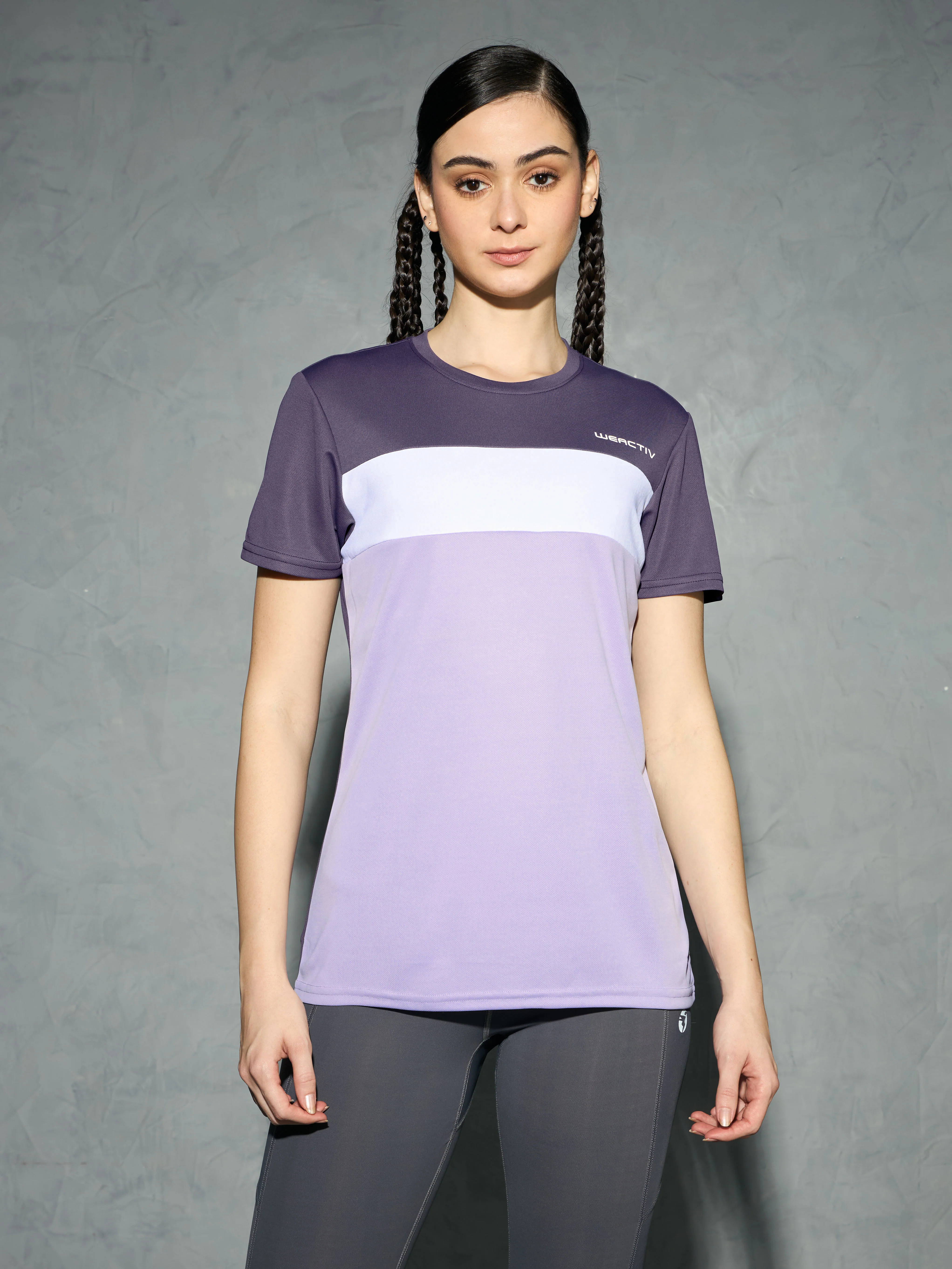 Women Colorblock Slim Fit Round Neck Sports T-shirt with TECHNOCOOL+