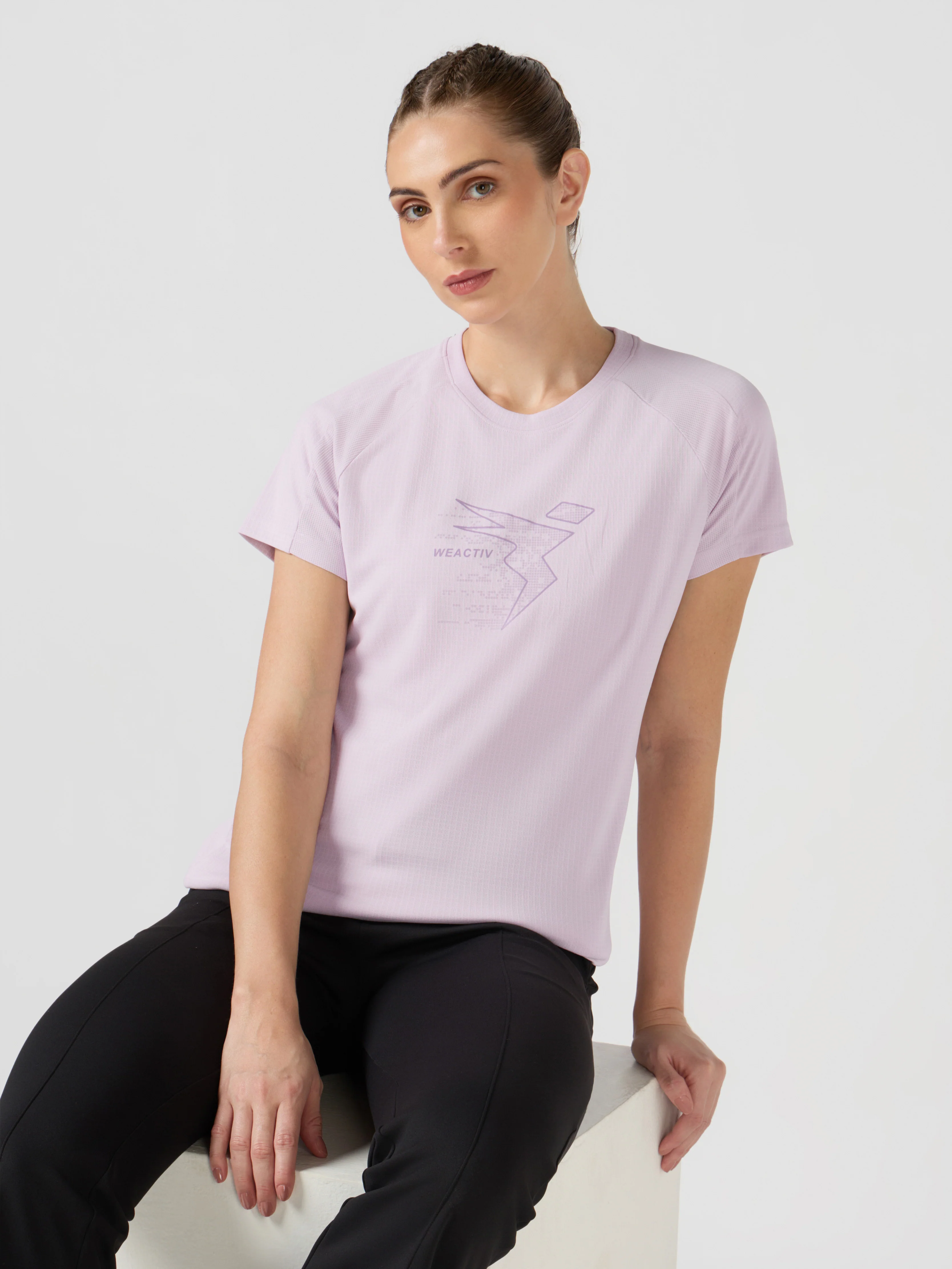 Women Printed Slim Fit Round Neck Sports Tee with TECHNOCOOL+