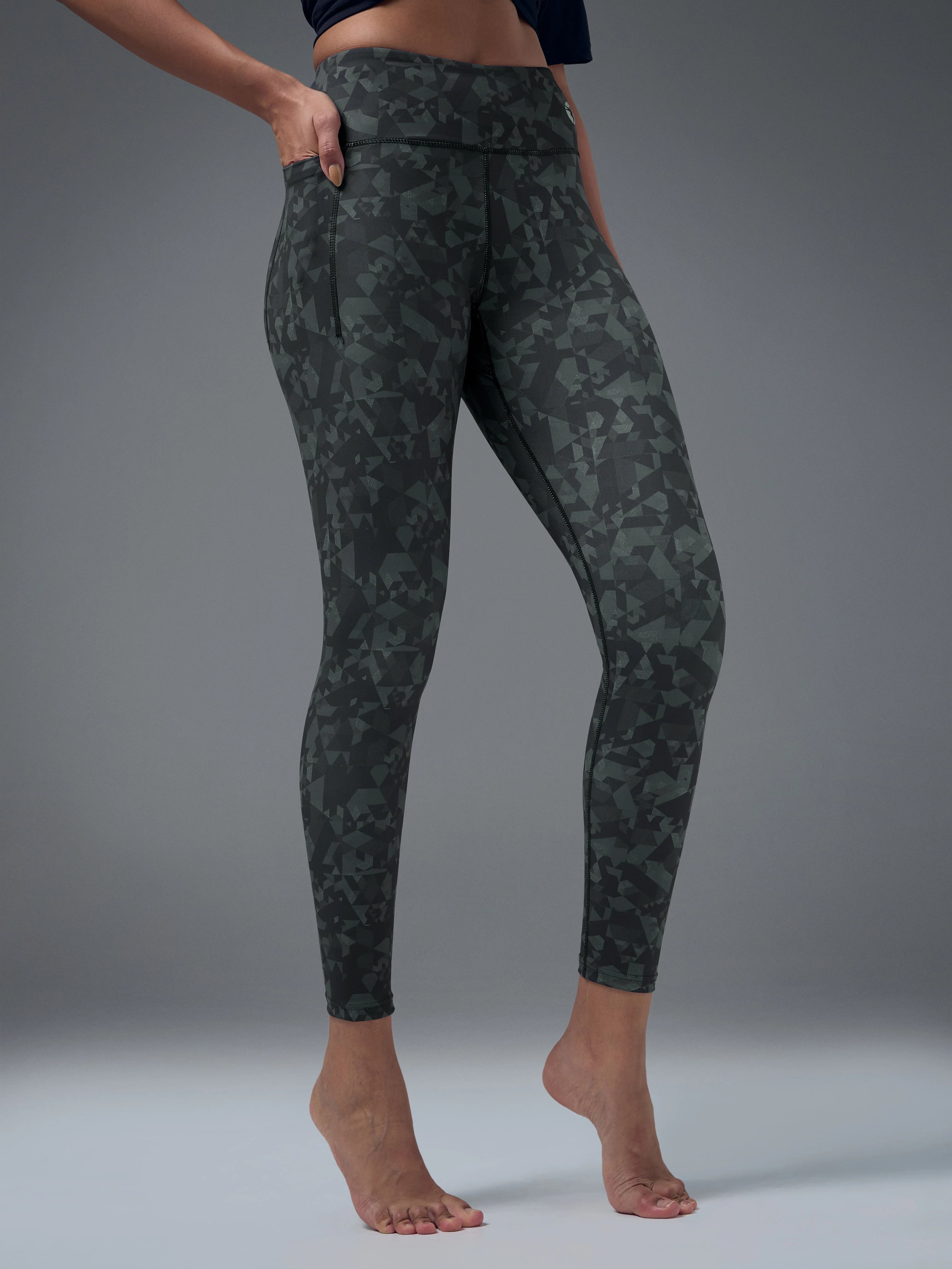 Women Printed Slim Fit Tights with ELASTO PLUS - Image 4