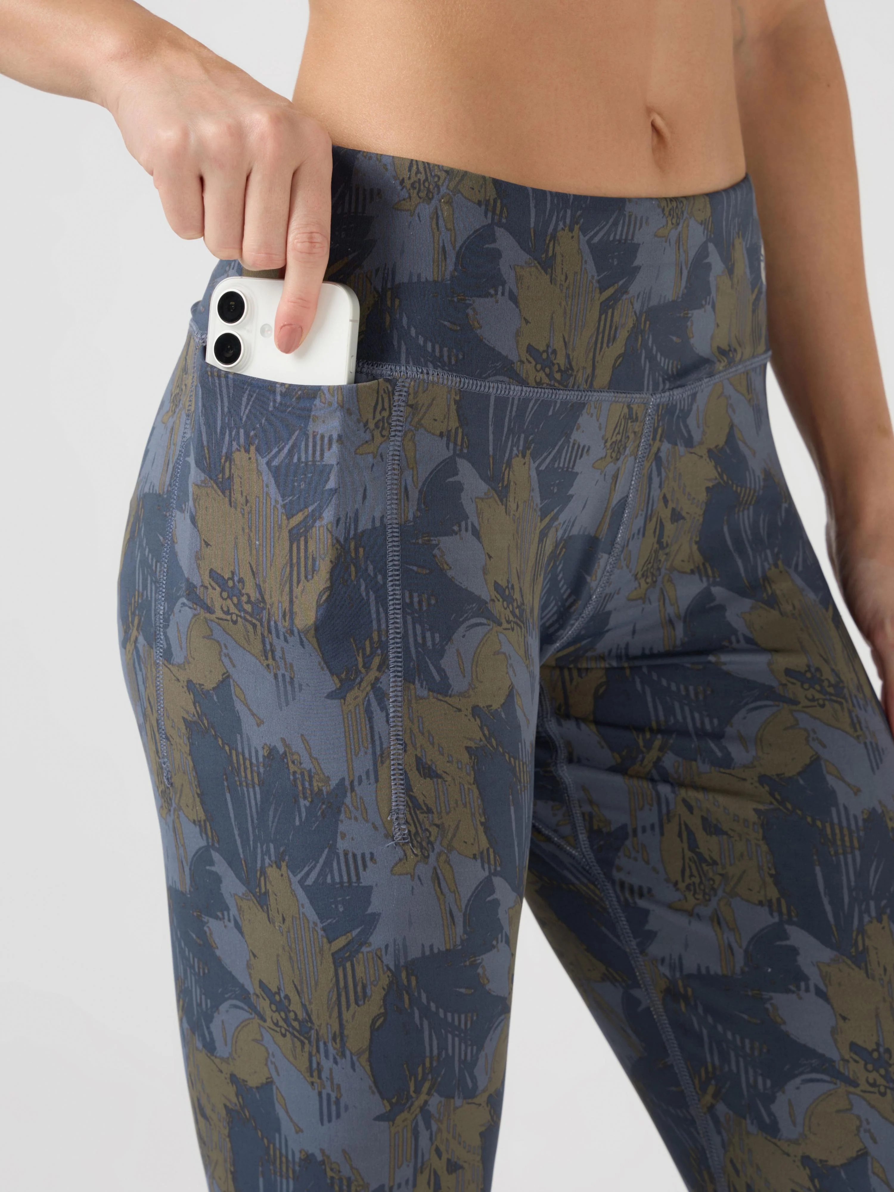 Women Printed Slim Fit Tights with ELASTO PLUS - Image 7
