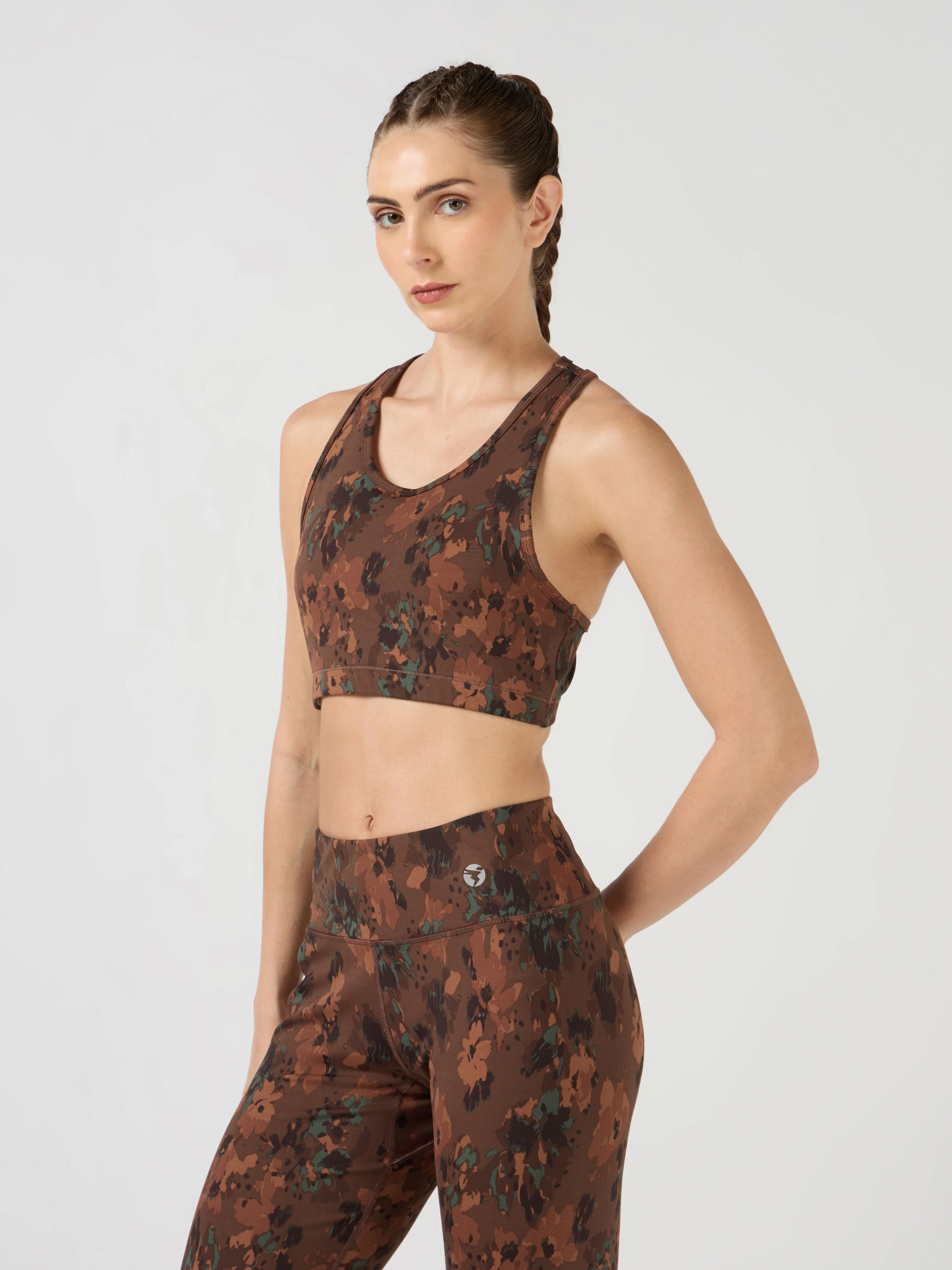 Women Slim Fit Scoop Neck Sports Bra with ELASTO PLUS - Image 4