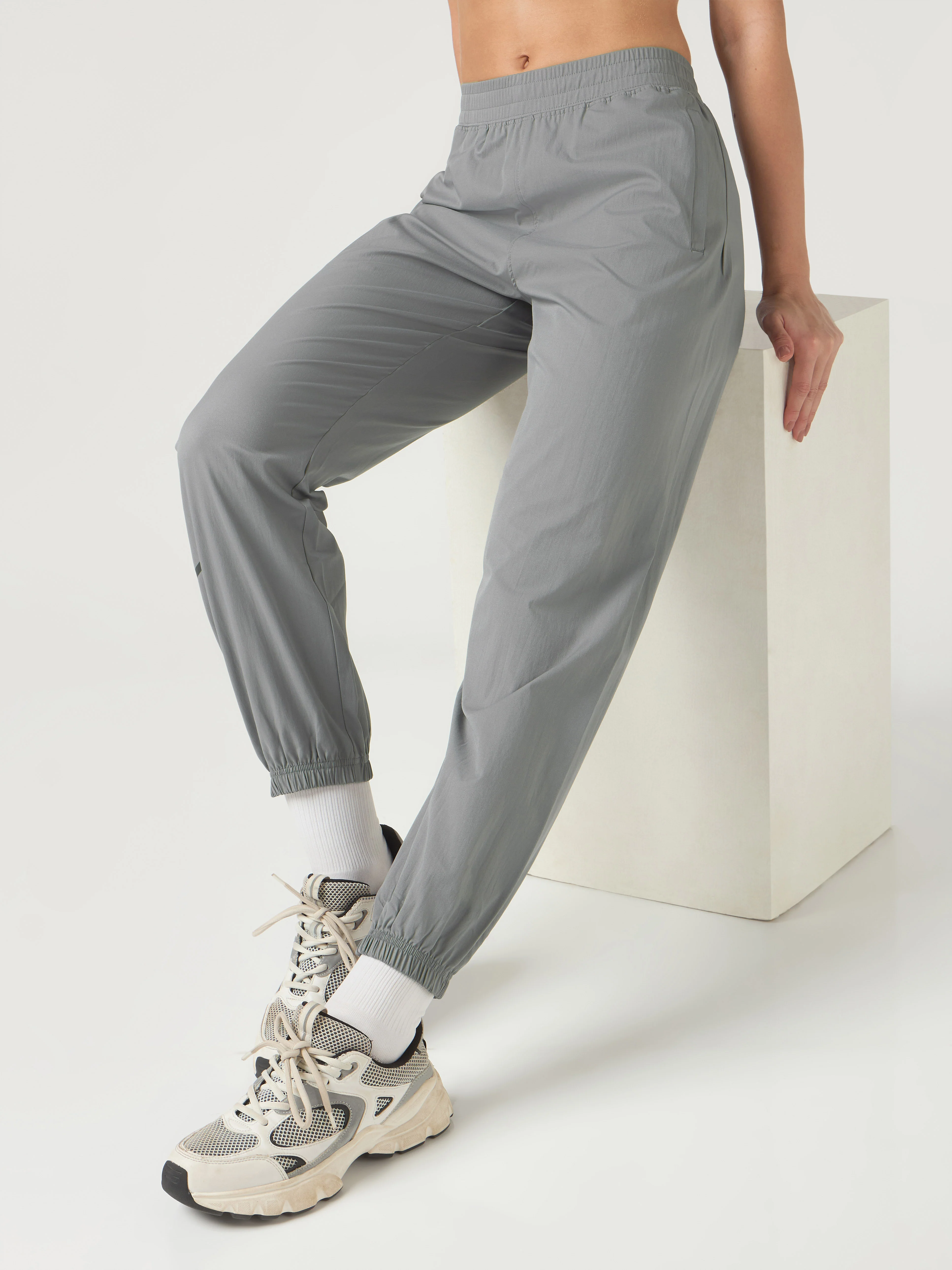 Women Printed Slim Fit Joggers with TS FLEXI